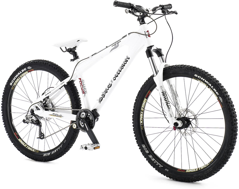 focus dirt descision 129 07.jpg